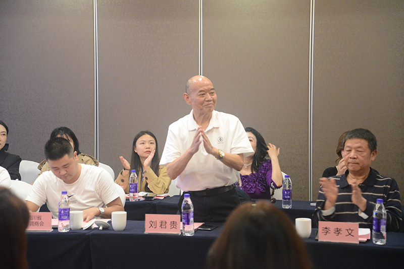 我会名誉秘书长刘君贵.jpg
